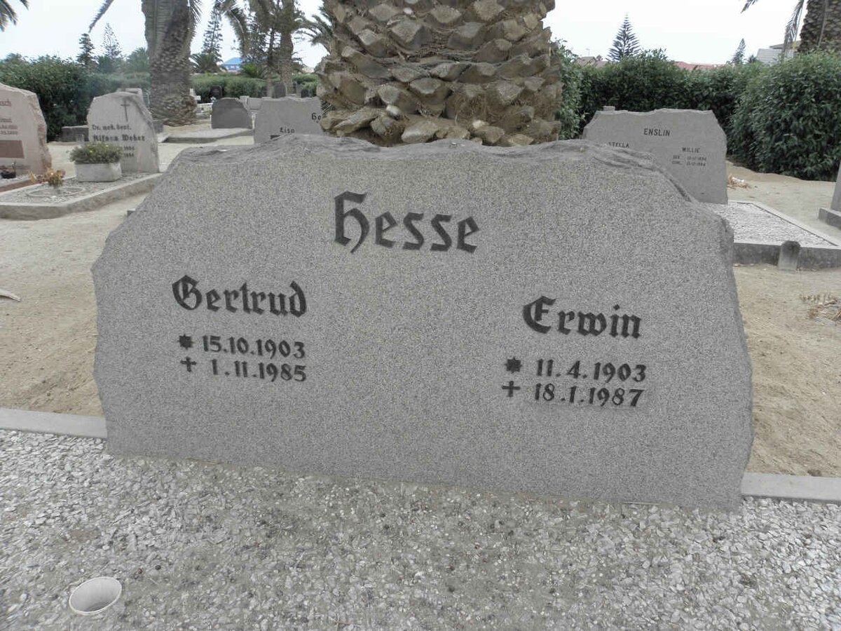 HESSE Erwin 1903-1987 &amp; Gertrud 1903-1985