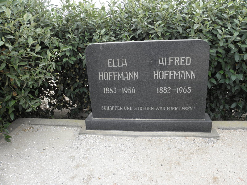 HOFFMANN Alfred 1882-1965 &amp; Ella 1883-1956