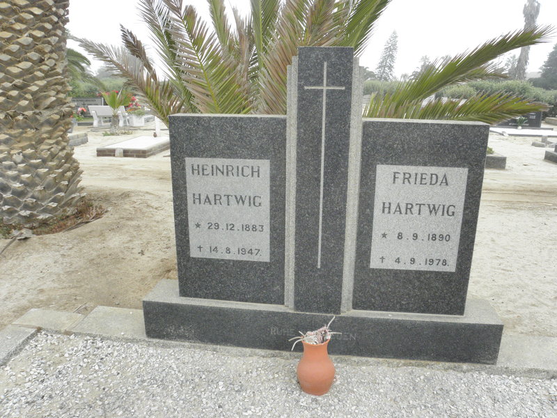 HARTWIG Heinrich 1883-1947 &amp; Frieda 1890-1978