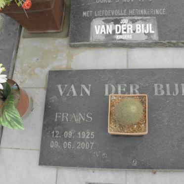 HEYNS :: VAN DER BIJL