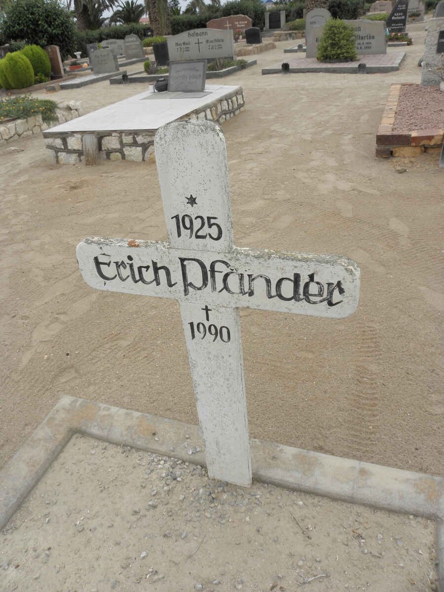 PFÄNDER Erich 1925-1990