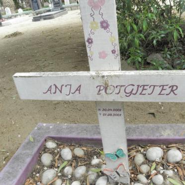 POTGIETER Anja 2001-2001