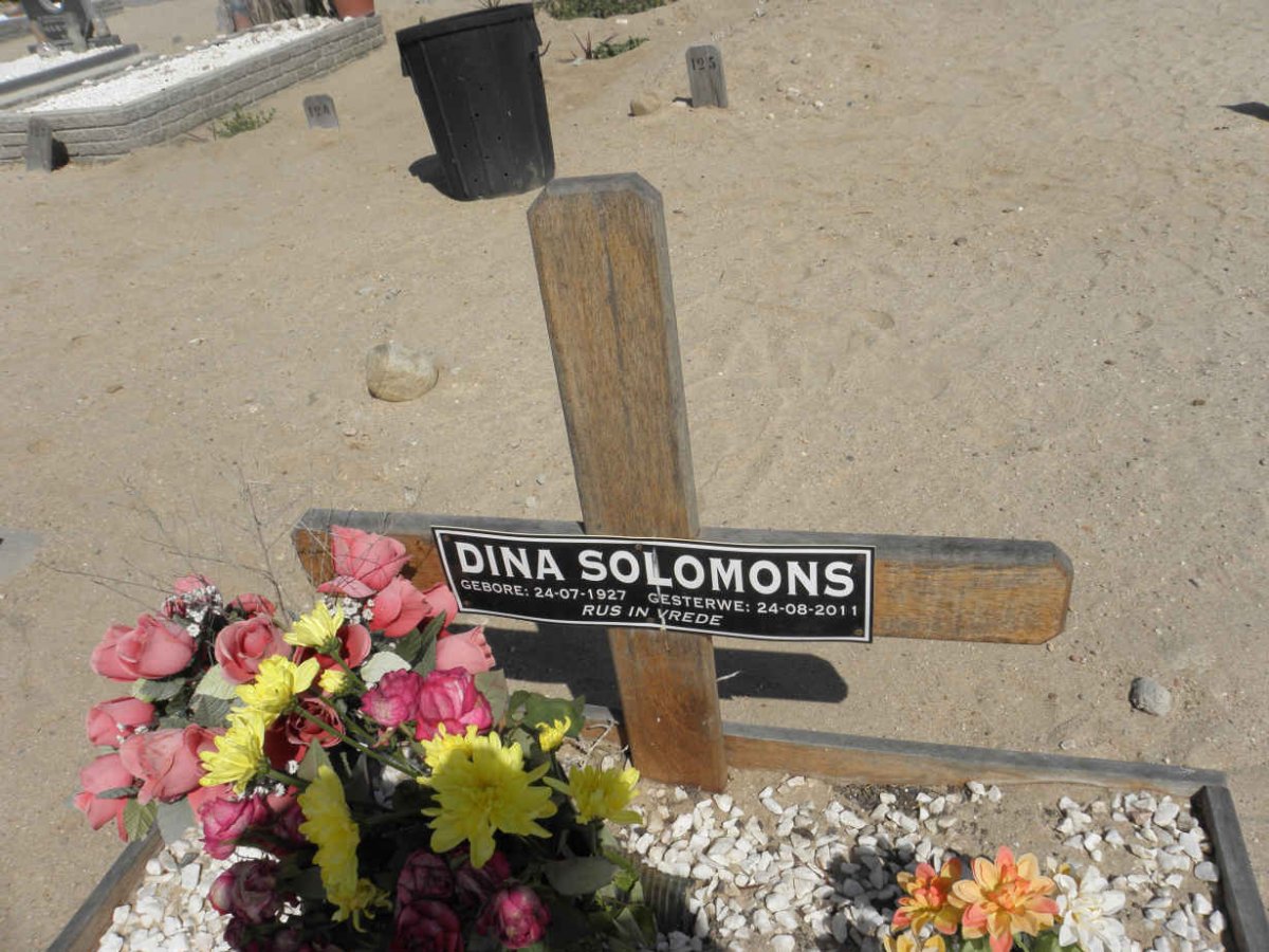 SOLOMONS Dina 1927-2011