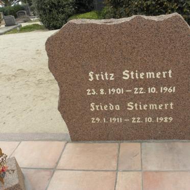 STIEMERT Fritz 1901-1961 &amp; Frieda 1911-1989
