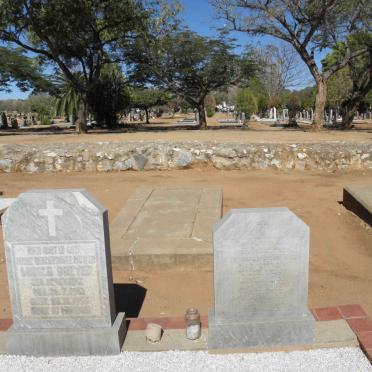 D - Vanne :: Surnames - D