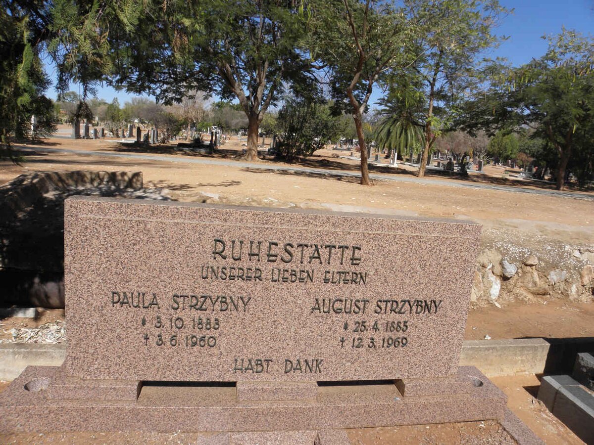 STRZYBNY August 1885-1969 &amp; Paula 1883-1960