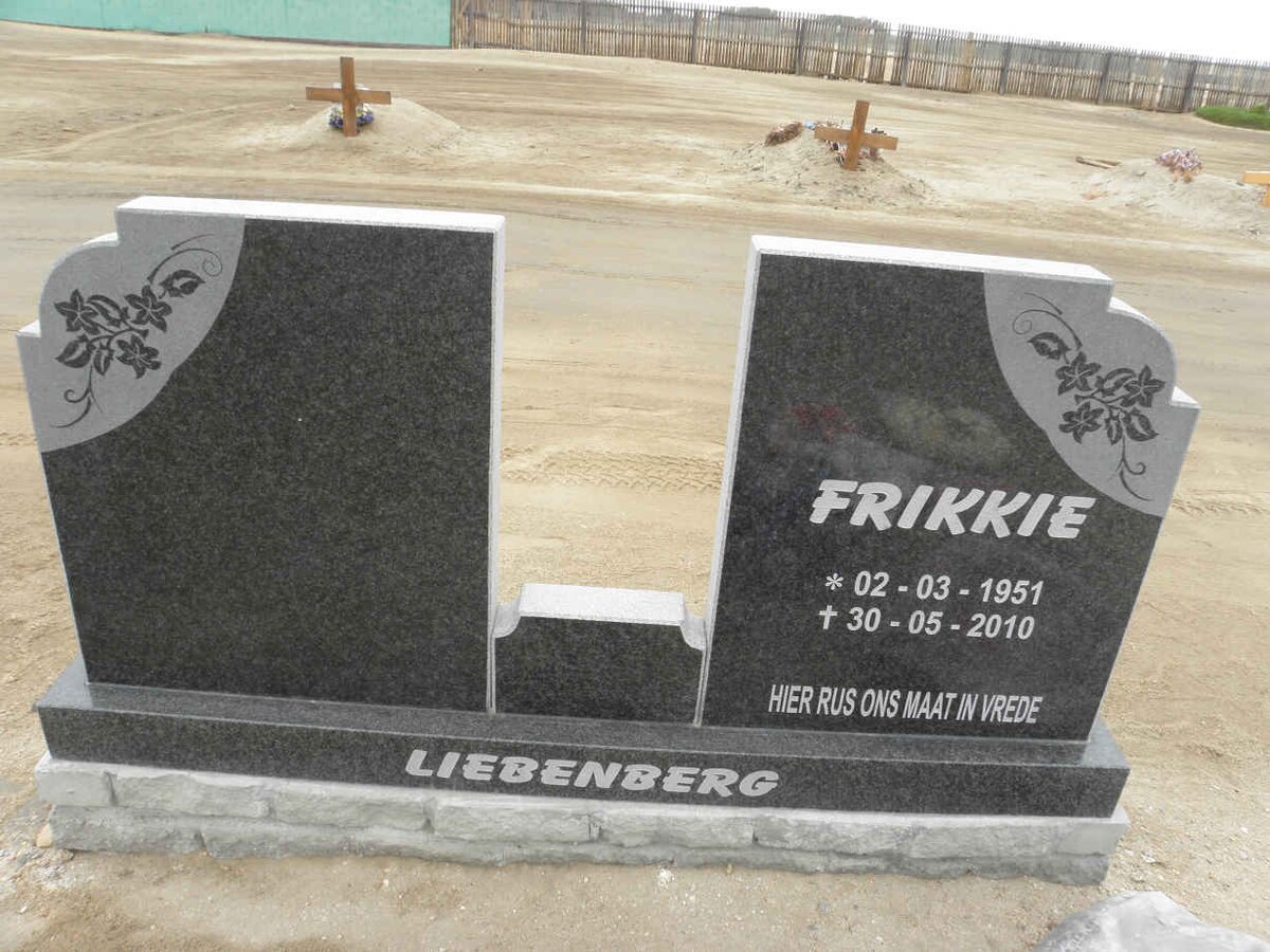 LIEBENBERG Frikkie 1951-2010
