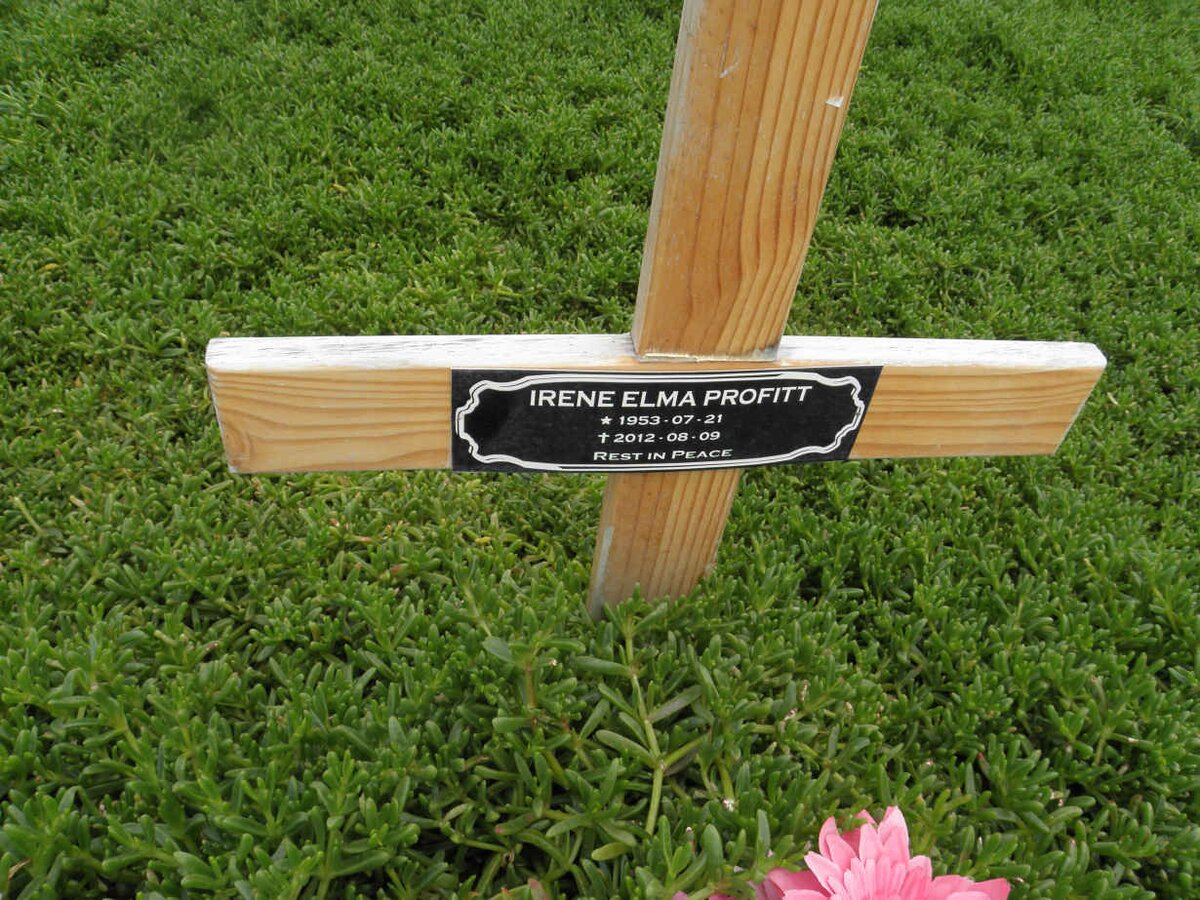PROFITT Irene Elma 1953-2012
