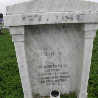 STONE Brian ?nton 19??-2002