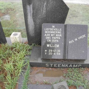 STEENKAMP Willem 1936-1994