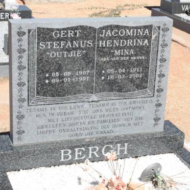 BERGH Gert Stefanus 1907-1991 &amp; Jacomina Hendrina VAN DER MERWE 1911-2002