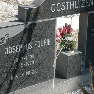 OOSTHUIZEN Josephus Fourie 1899-1979 &amp; Elizabeth Cecilia 1901-1982