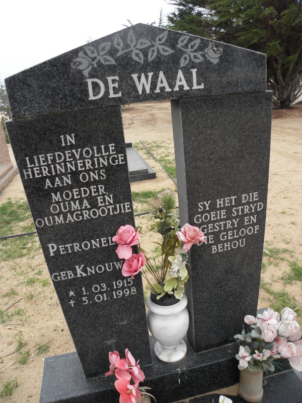 WAAL Petronela, de nee KNOUW? 1915-1998
