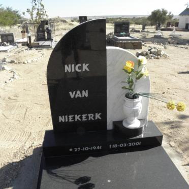 NIEKERK Nick, van 1941-2001