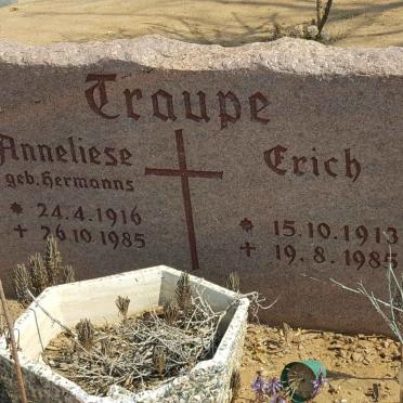 TRAUPE Erich 1913-1985 &amp; Anneliese HERMANNS 1916-1985