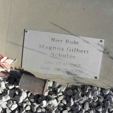 SCHULZE Magnus Gilbert 1967-2002