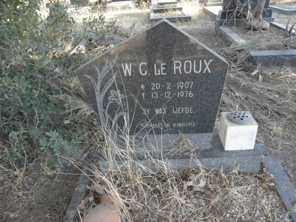ROUX W.C., le 1907-1976