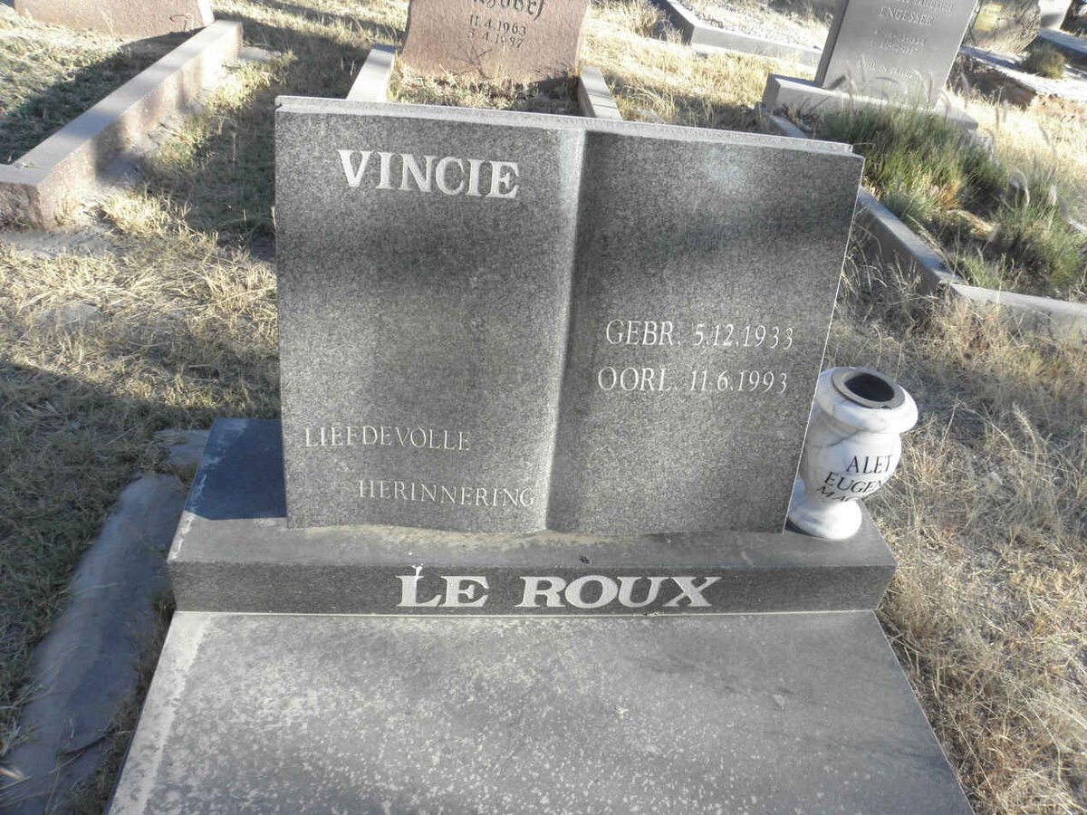 ROUX Vincie, le 1933-1993