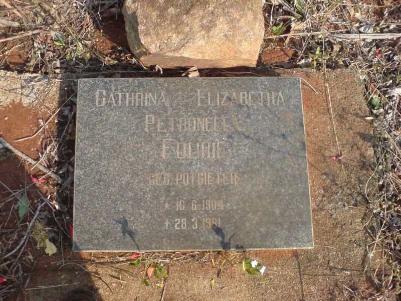 FOURIE Cathrina Elizabetha Petronella nee POTGIETER 1904-1981