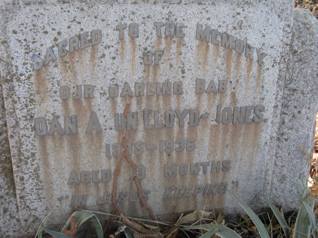 JONES Joan A?un, LLOYD 1935-1936