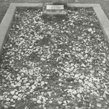 PLOOY C.M., du -1926