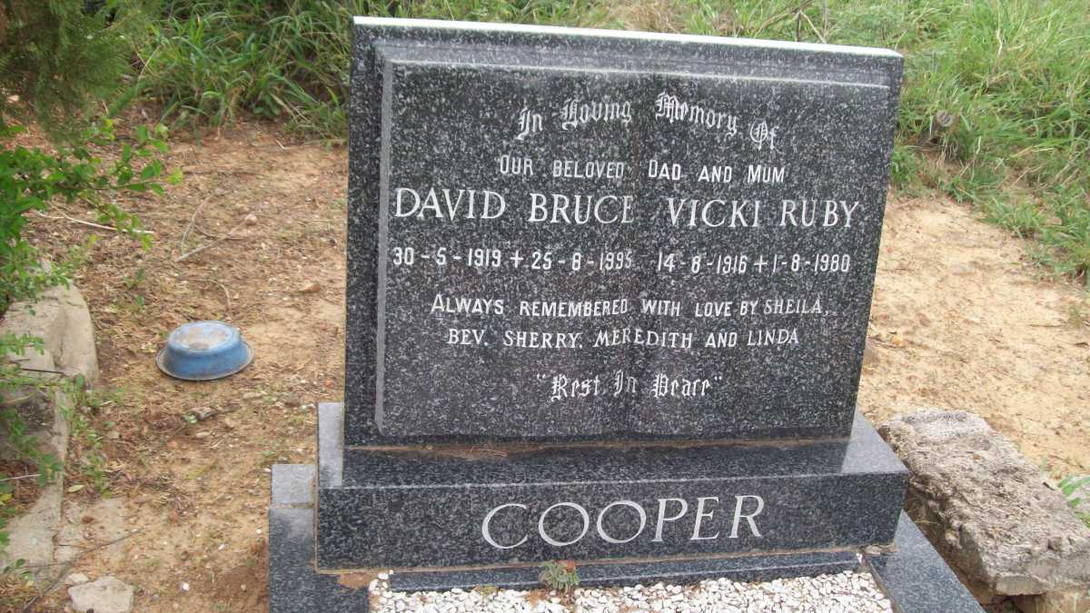 COOPER David Bruce 1919-1995 &amp; Vicki Ruby 1916-1980