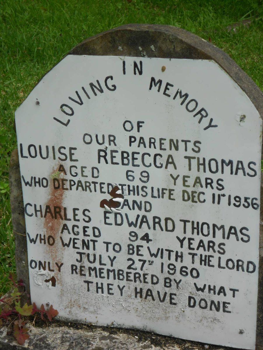 THOMAS Charles Edward -1960 &amp; Louise Rebecca -1956